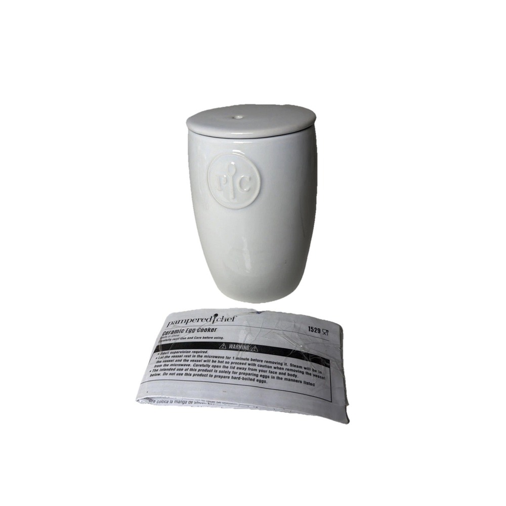 Pampered Chef Ceramic Egg Cooker Mug -‎ White No Sleeve With Lid